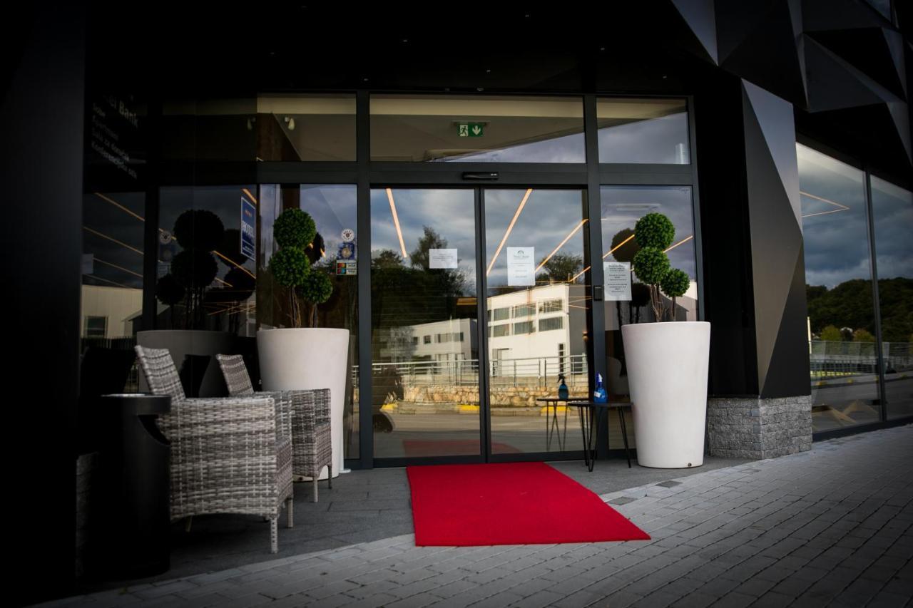 Hotel Bank Kiseljak Exteriör bild